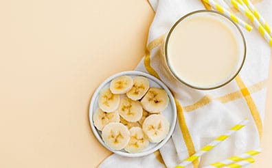 7 deliciosas opções de lanches saudáveis com banana